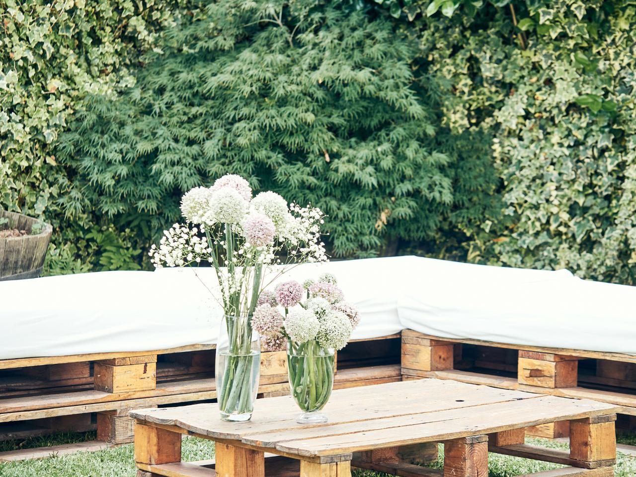 Comment créer une table basse en palettes pratique pour votre terrasse — free download